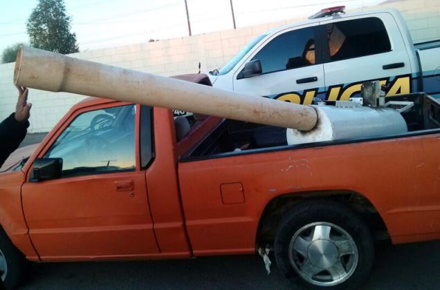 This makeshift air cannon, believed to be capable of fire packages of drug distances of 400m, was impounded by Mexican police on Wednesday night