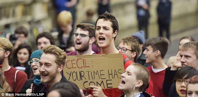 rs compromise to students over Cecil Rhodes s