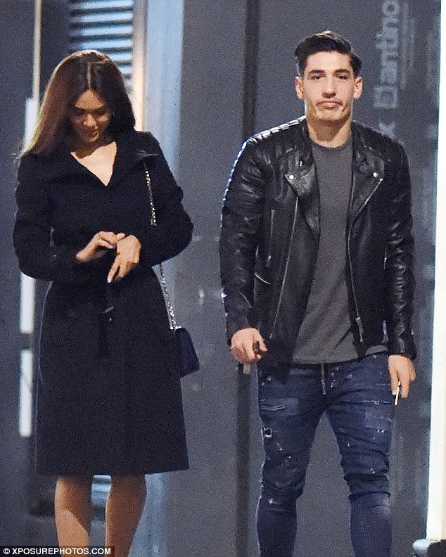 Hector Bellerin dines with Bollywood star Esha Gupta is she the